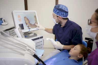 Impronta dentale tramite la scansione intraorale