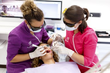 La tecnologia al servizio del sorriso: il Laser